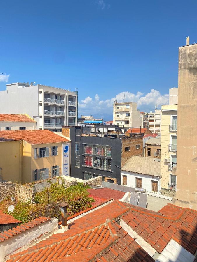 Happy Place! Big, Bright & Central - Ideal For Families And Groups Of Friends Pátra Kültér fotó