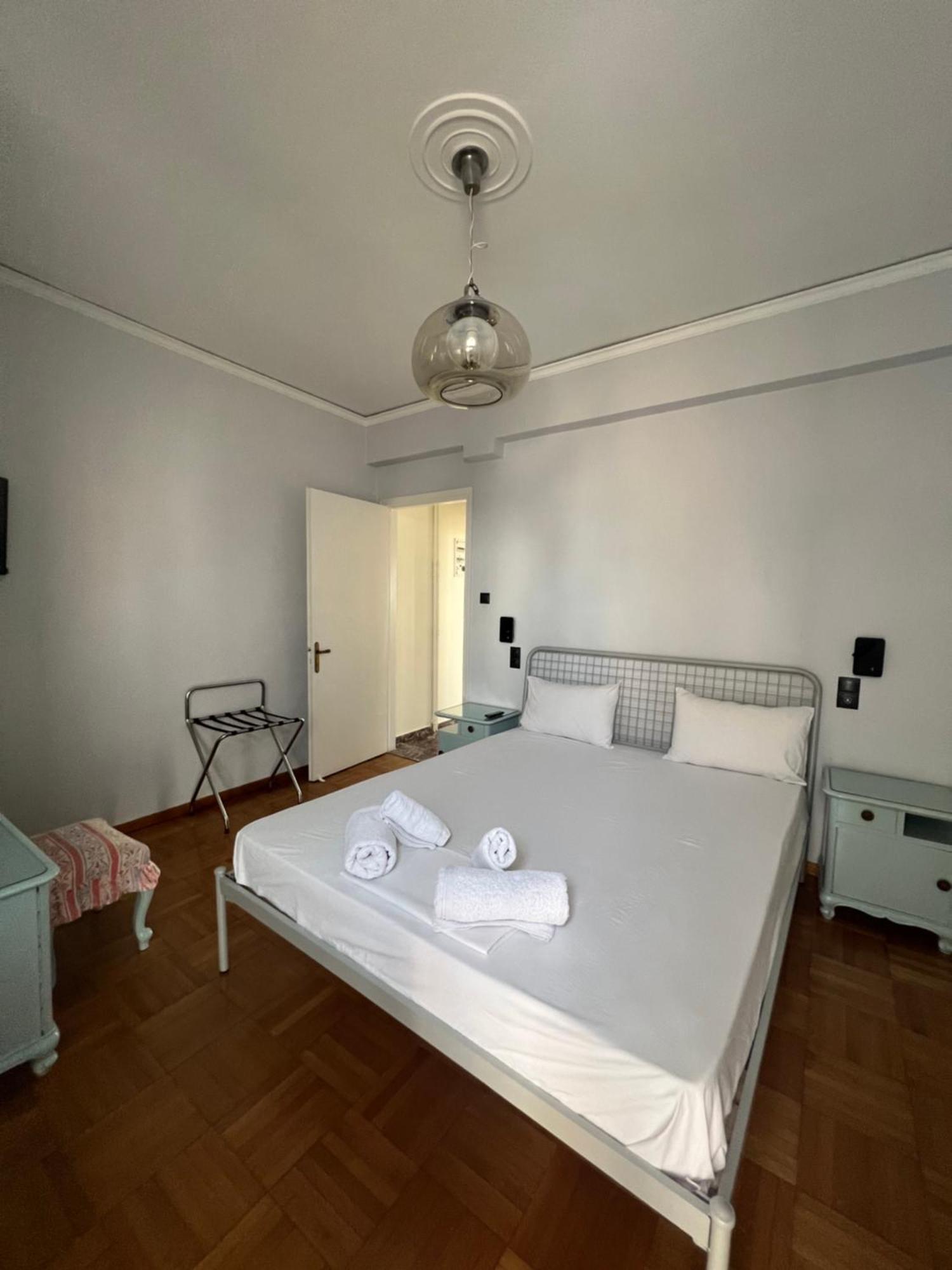 Happy Place! Big, Bright & Central - Ideal For Families And Groups Of Friends Pátra Kültér fotó